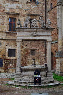 爱游戏中国电竞-英超球队结合疲劳评分系统动态分配替补上场时机，英超受伤率